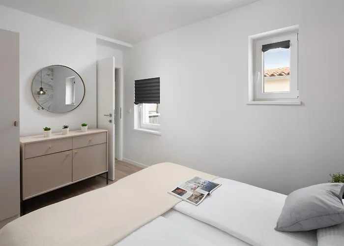 New2024 Mark's Seaview By Irundo Διαμέρισμα